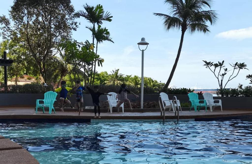 Ehsan Seaview Hotel פורט דיקסון מראה חיצוני תמונה