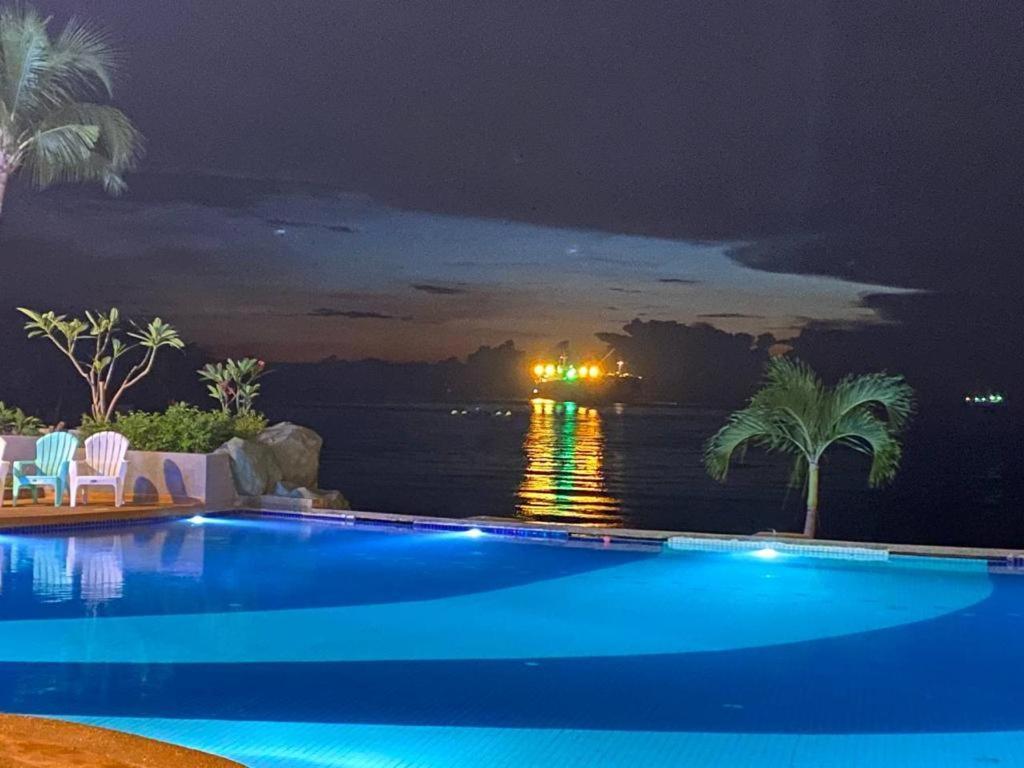 Ehsan Seaview Hotel פורט דיקסון מראה חיצוני תמונה