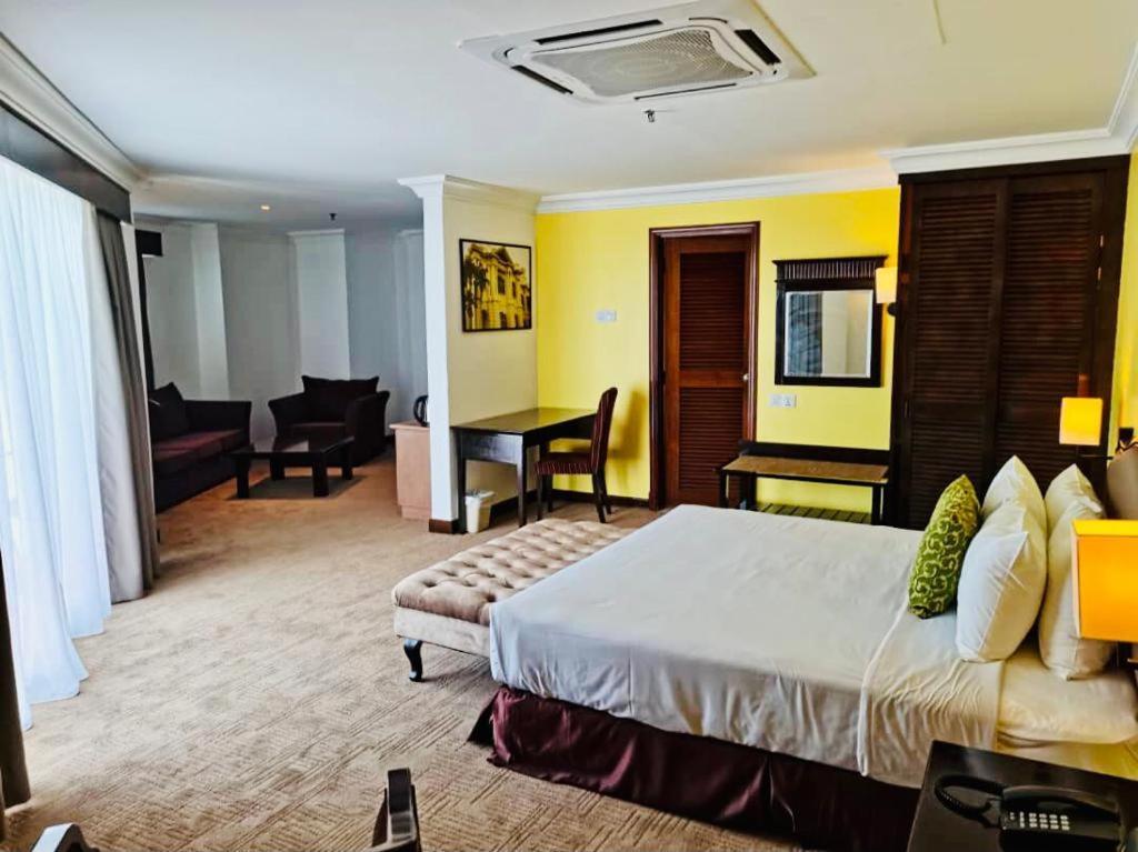 Ehsan Seaview Hotel פורט דיקסון מראה חיצוני תמונה