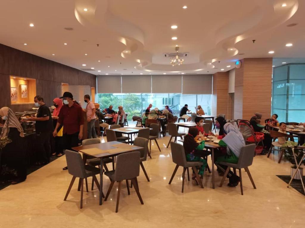 Ehsan Seaview Hotel פורט דיקסון מראה חיצוני תמונה