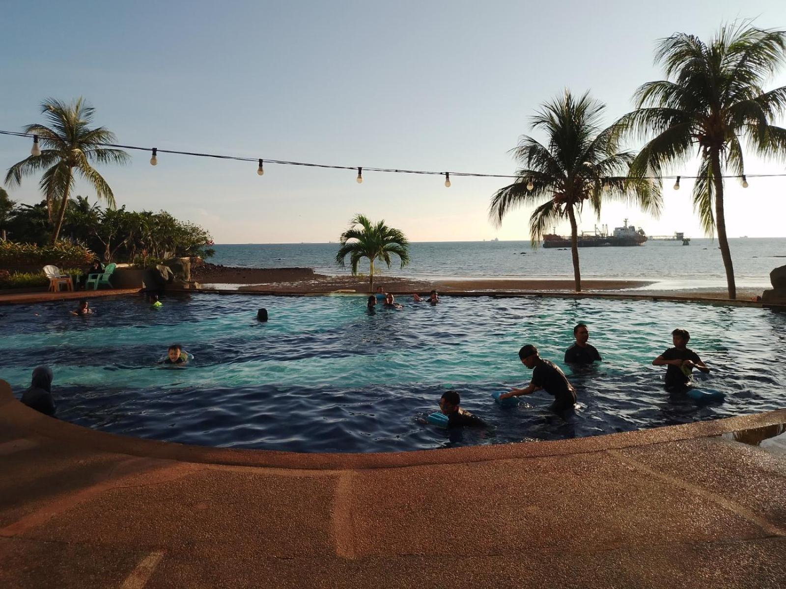 Ehsan Seaview Hotel פורט דיקסון מראה חיצוני תמונה